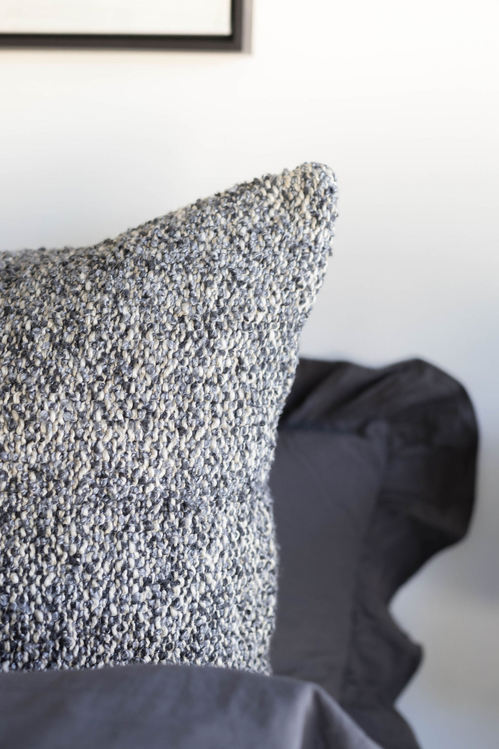 Brentwood Big Pillow 28 X 36 With Insert - 4 colors