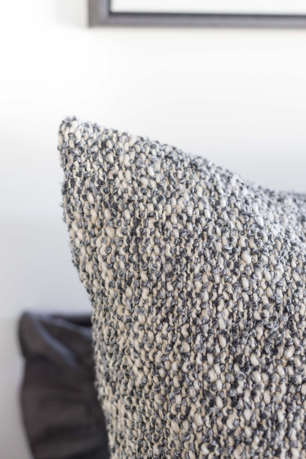 Brentwood Big Pillow 28 X 36 With Insert - 4 colors