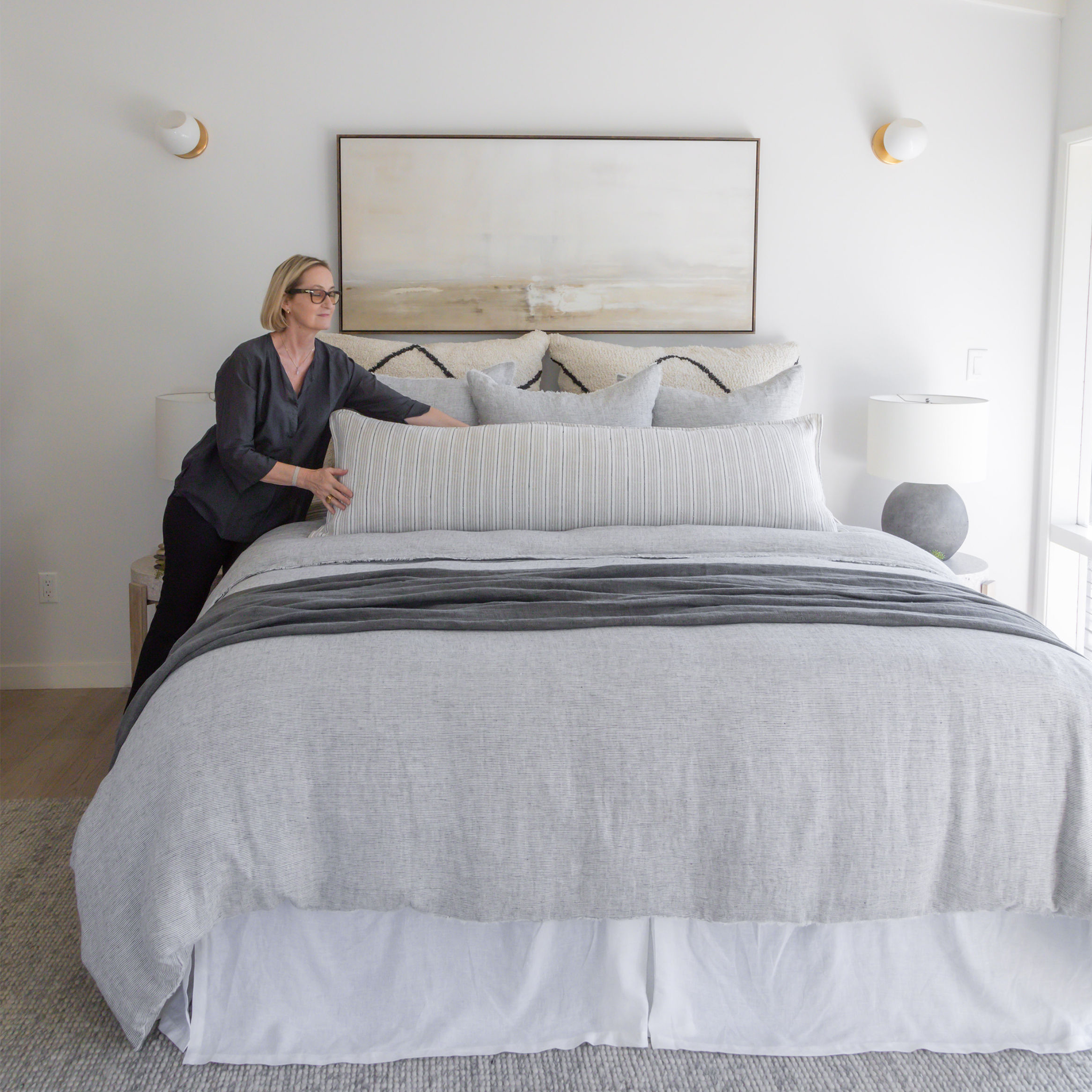 Logan Big Pillow 28 X 36 With Insert - 4 colors