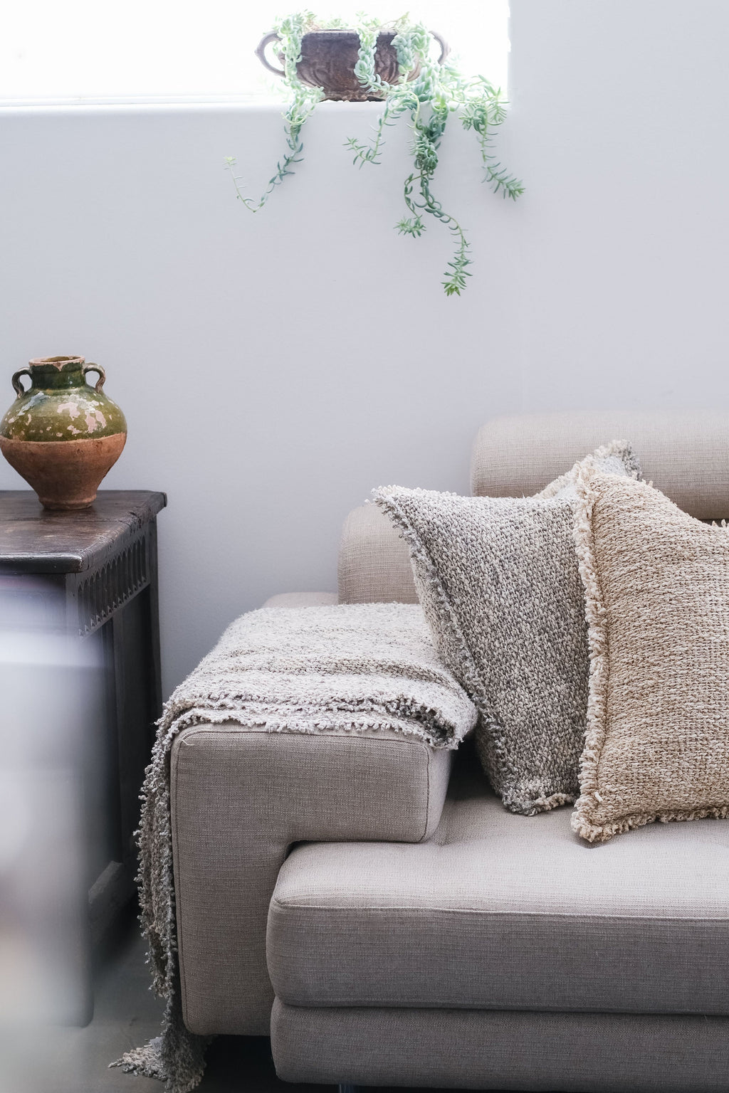 Brentwood 20 X 20 Pillow With Insert - 4 colors