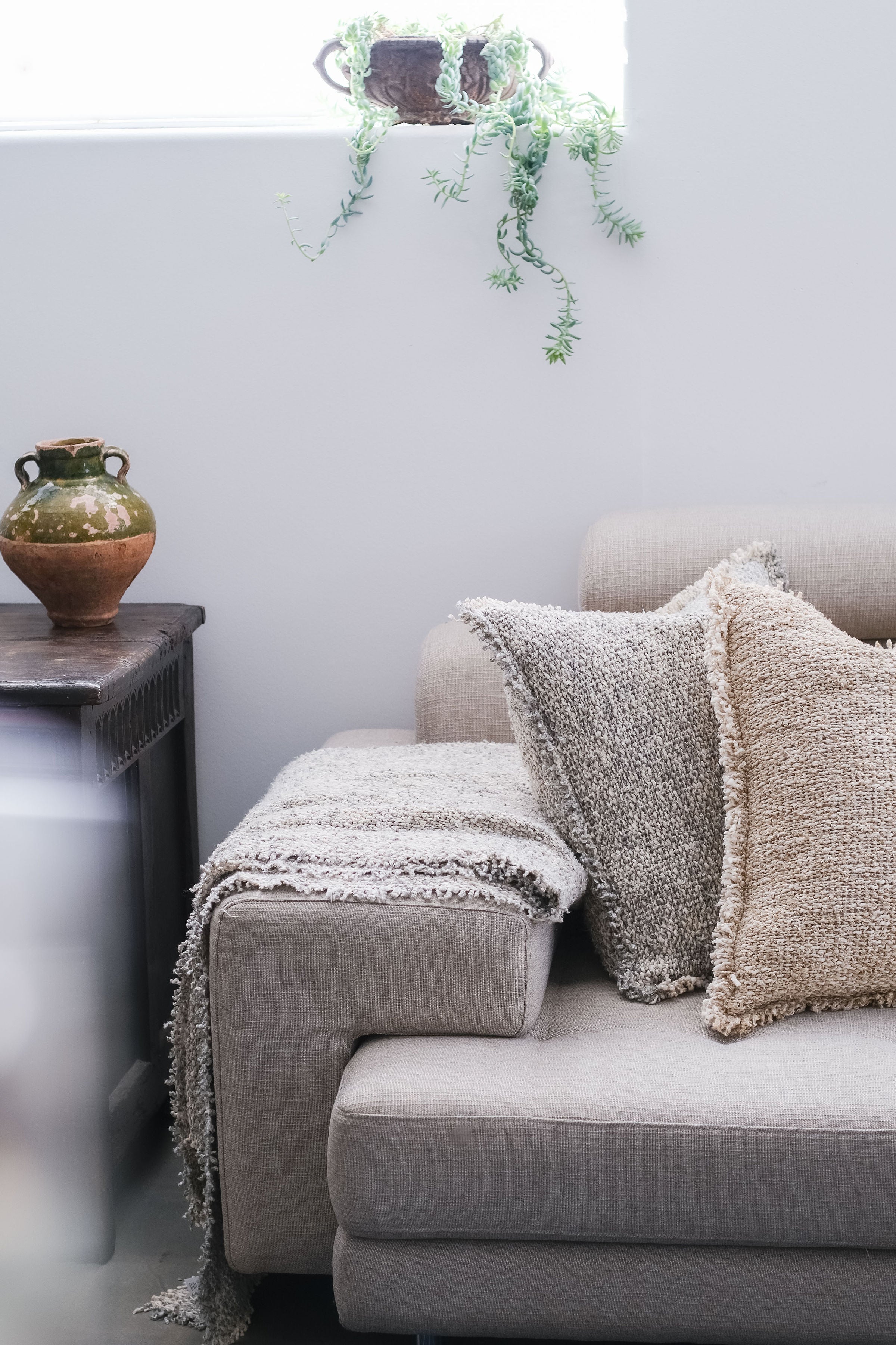 Brentwood 20 X 20 Pillow With Insert - 4 colors