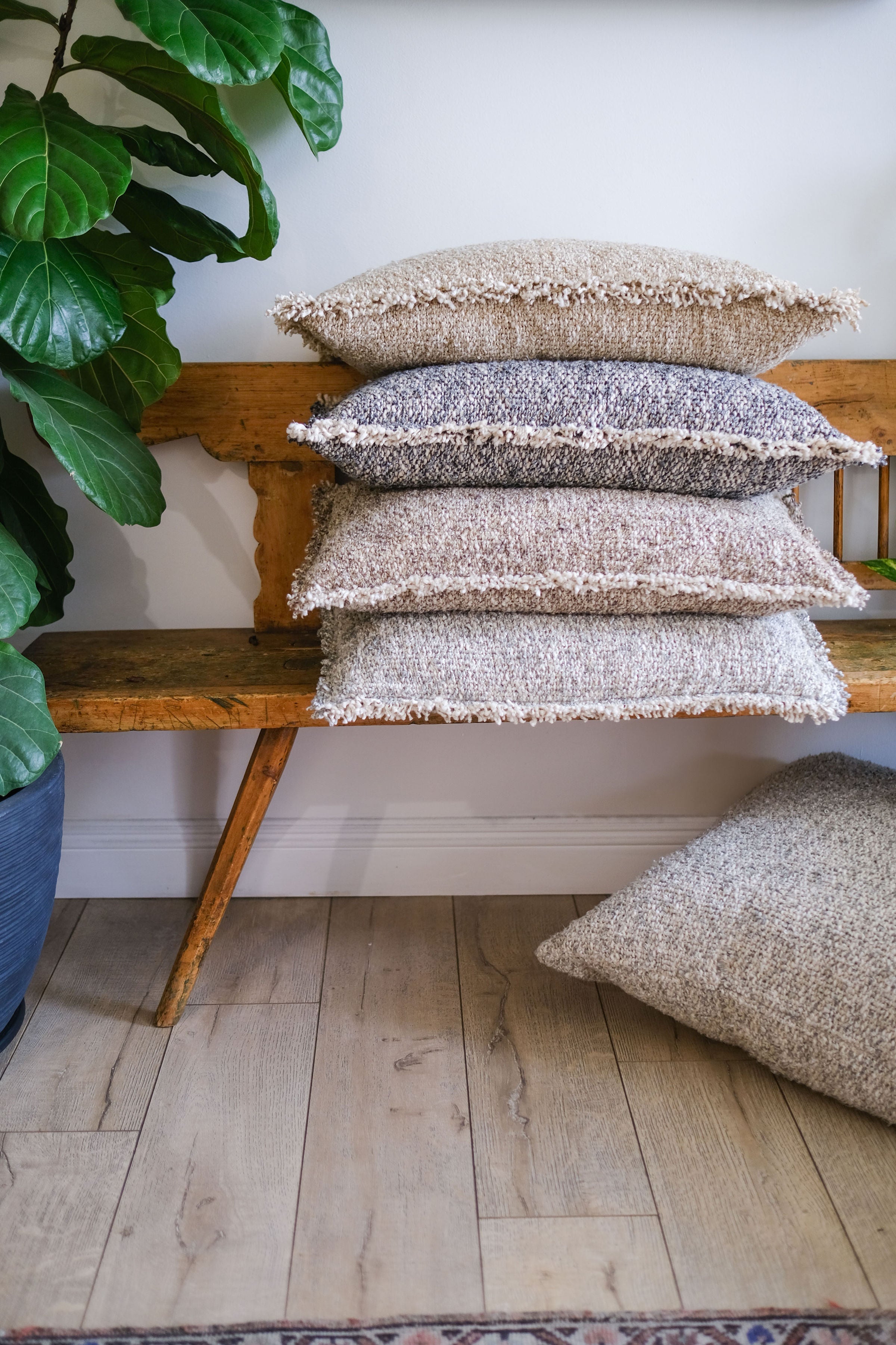 Brentwood 14 X 24 Pillow With Insert