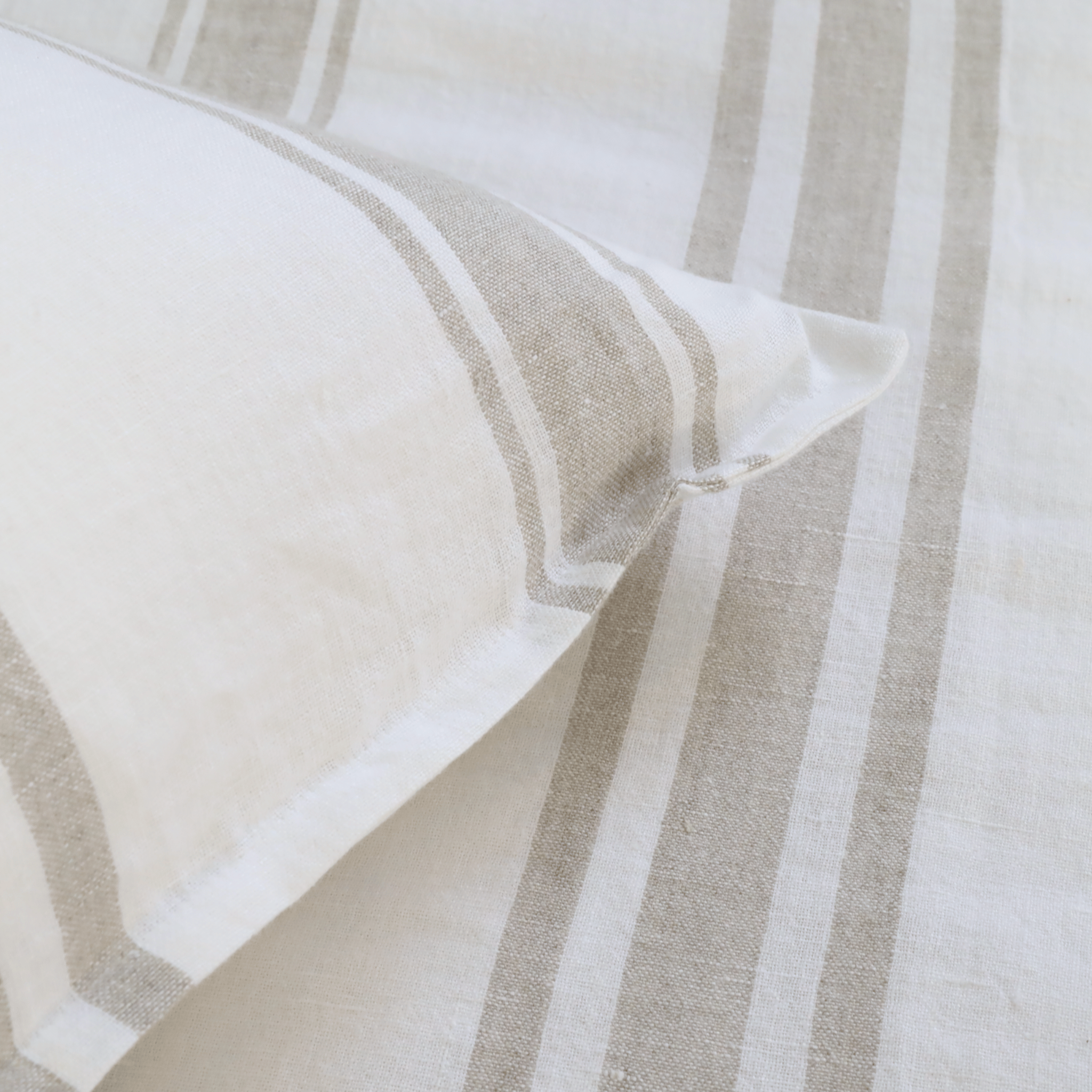 Jackson Big Pillow 28 X 36 With Insert - 4 colors