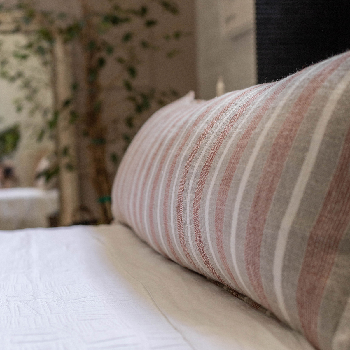 Montecito Body Pillow With Insert