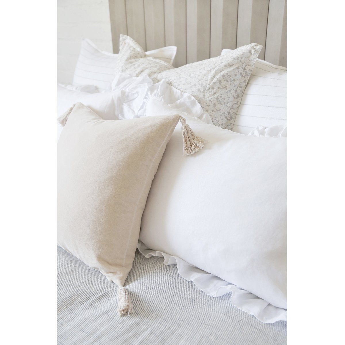 Bianca 20 X 20 Pillow With Insert - 5 colors