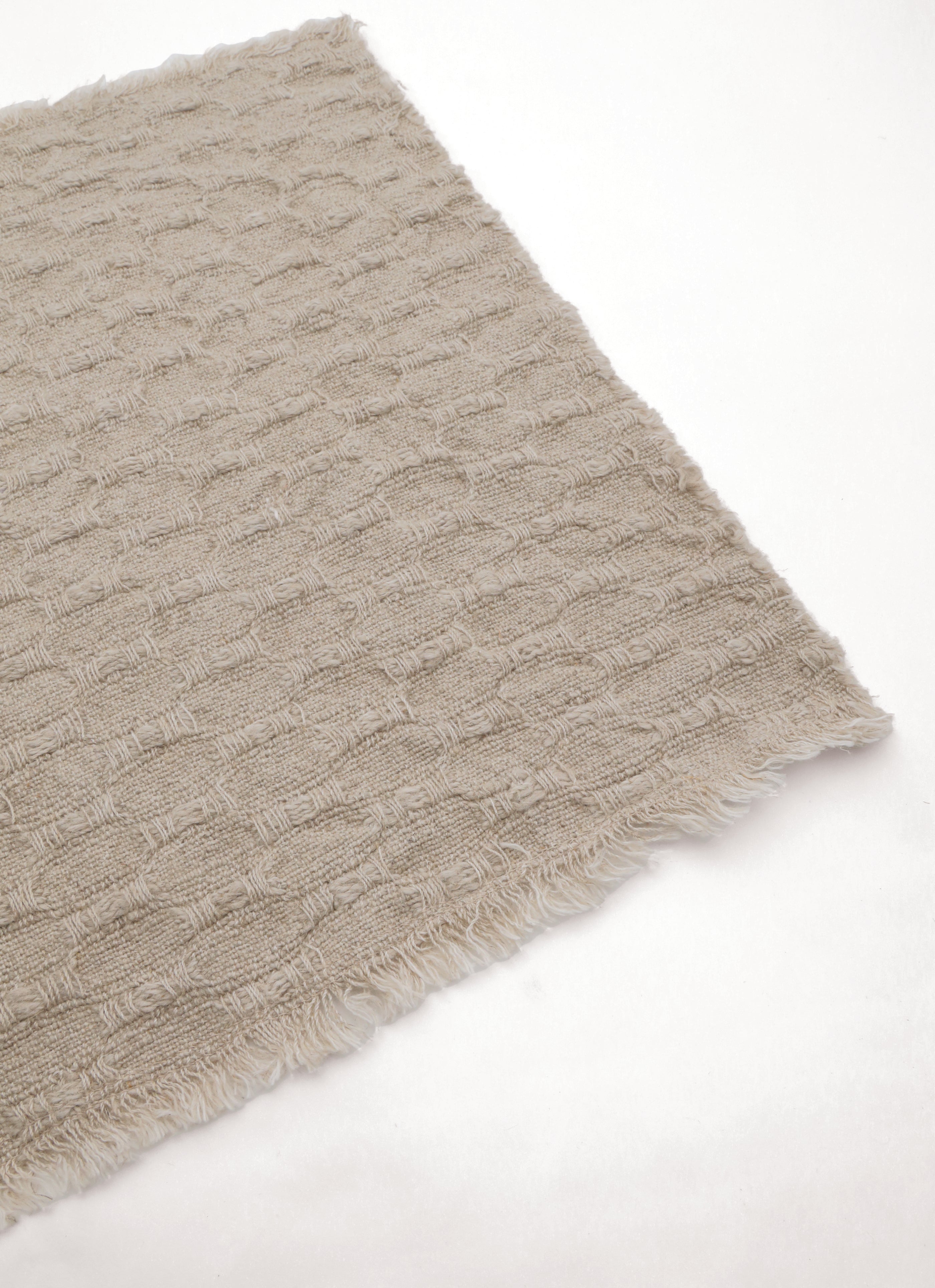 Wren Placemat - 3 Colors